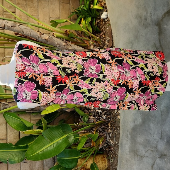 Lilly Pulitzer Lena Dress size 4 Flower Market Sleeveless Midi V Neck Silk - Picture 3 of 9